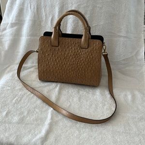 Vittoria Napoli made in Italy textured tan leather shoulder bag.